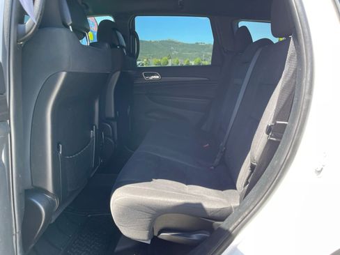 Used 2017 Jeep Grand Cherokee Laredo RWD image 19