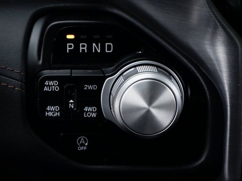 Used 2022 RAM 1500 Limited w/ Body Color Bumper Group image 31