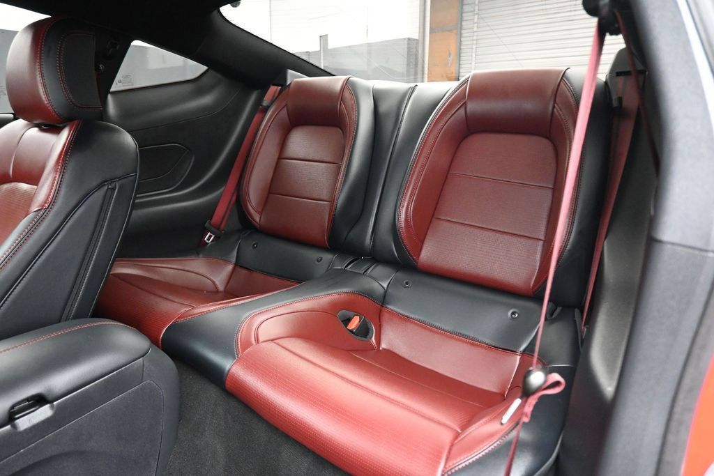 Used 2025 Ford Mustang GT Premium RWD image 32