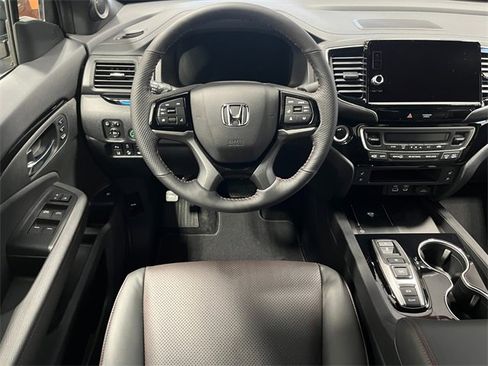 New 2026 Honda Ridgeline Black Edition image 16