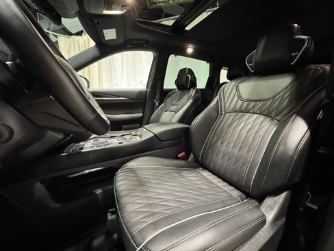 Certified 2026 INFINITI QX60 Autograph w/ Dark Cargo Package image 19