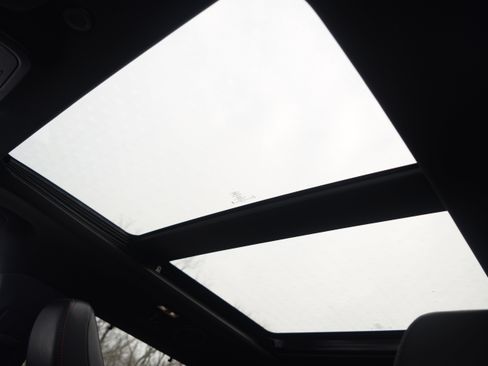 Used 2025 Ford Explorer ST image 19