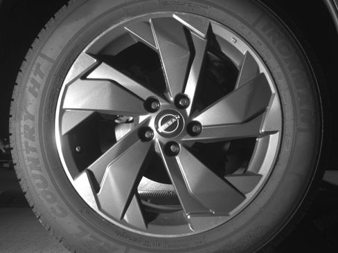 Used 2025 Nissan Rogue SV image 15