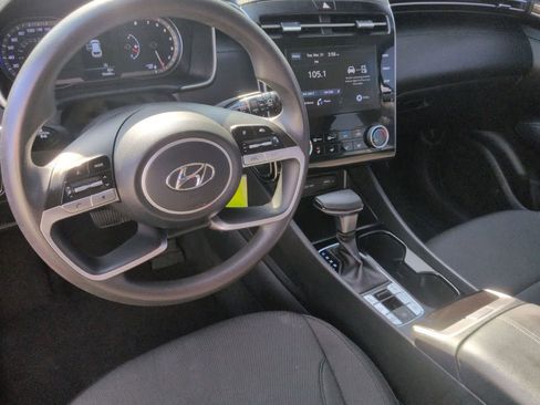 Used 2022 Hyundai Tucson SE image 10