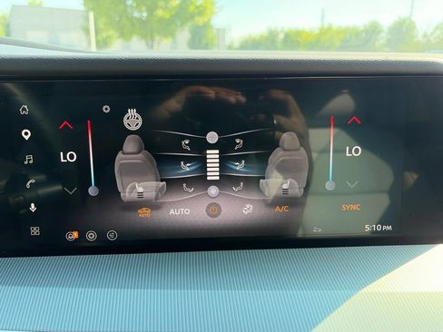 Used 2025 Nissan Murano SL AWD/4WD image 11