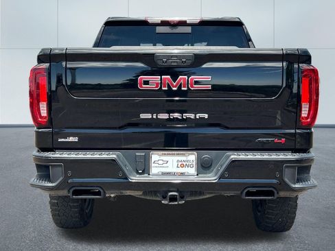 Used 2022 GMC Sierra 1500 AT4 w/ AT4 Carbonpro Edition AWD/4WD image 8