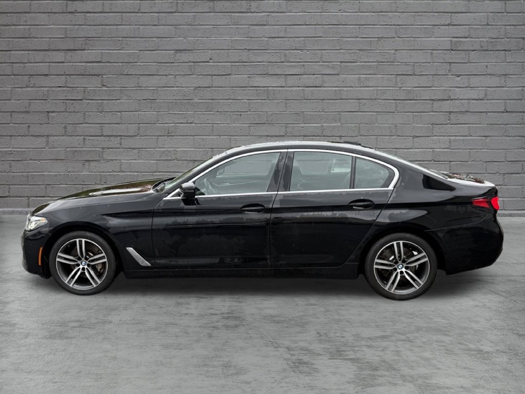 Used 2023 BMW 530i xDrive w/ Convenience Package AWD/4WD image 3