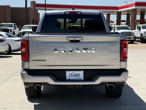 Used 2026 RAM 1500 Laramie AWD/4WD image 4