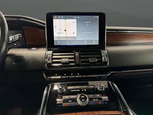 Used 2018 Lincoln Navigator Reserve w/ Technology Package image 9