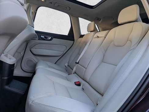 New 2026 Volvo XC60 T8 Ultra w/ Climate Package image 17