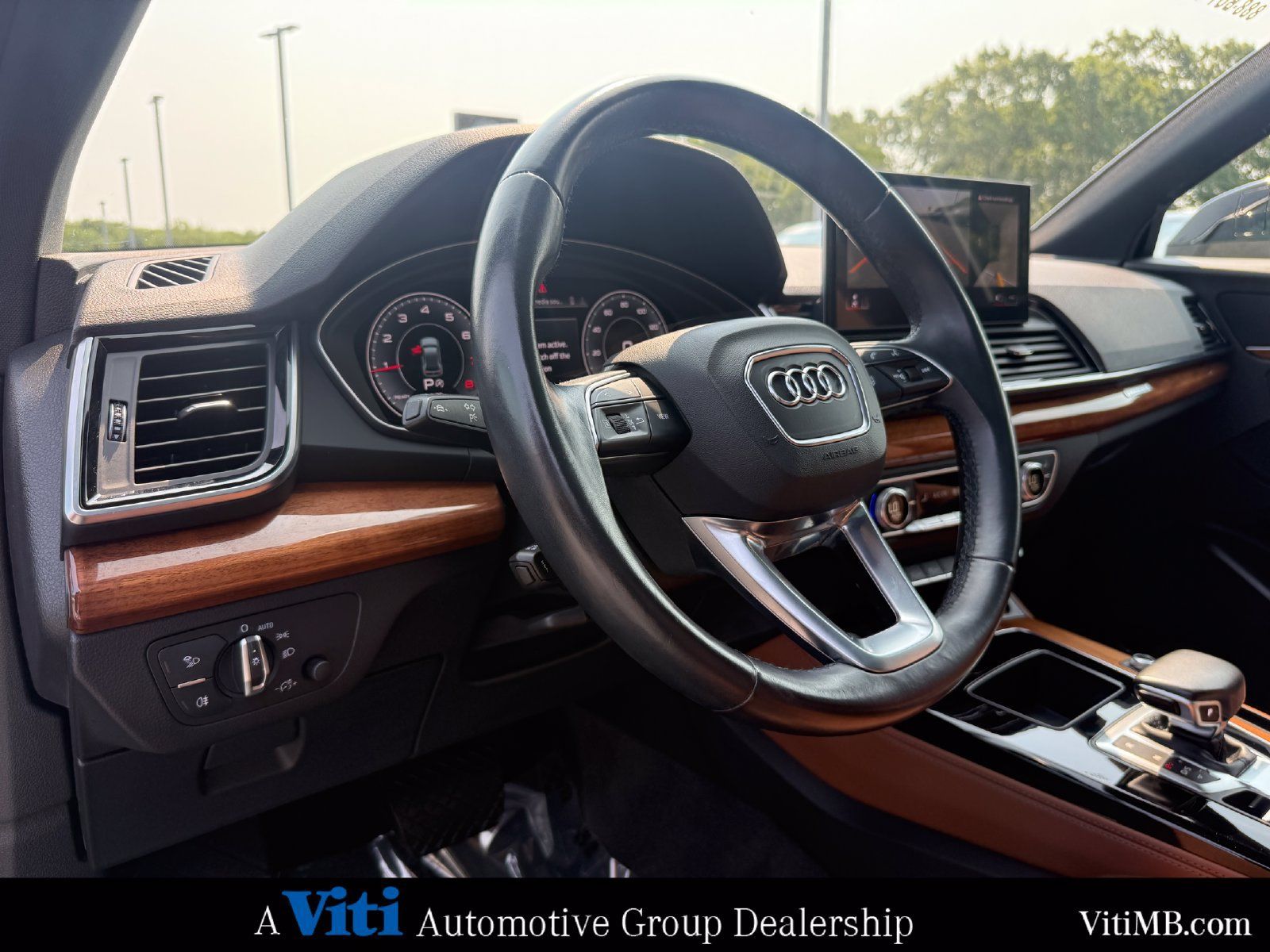 Used 2021 Audi Q5 2.0T Premium Plus w/ Premium Plus Package AWD/4WD image 17
