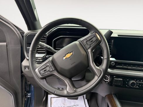 Certified 2025 Chevrolet Silverado 2500 High Country w/ Technology Package AWD/4WD image 12