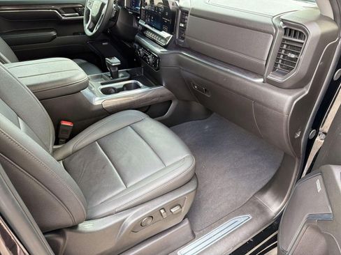 Certified 2024 Chevrolet Silverado 1500 LTZ w/ LTZ Premium Texas Edition image 31