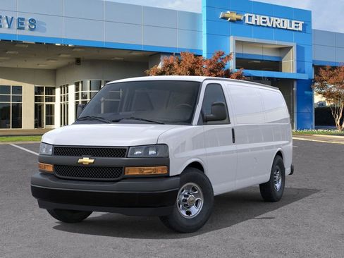 New 2026 Chevrolet Express 2500 image 6