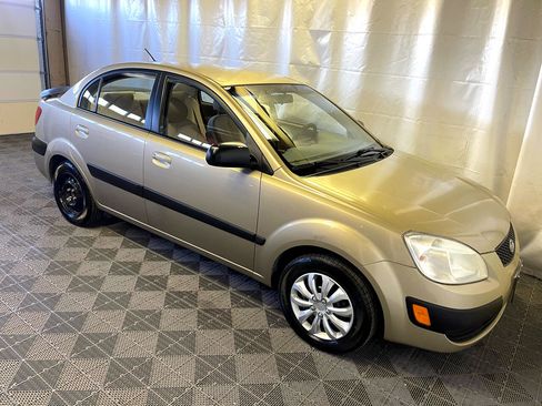 Used 2007 Kia Rio LX image 7