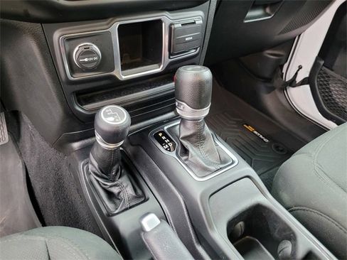 Used 2021 Jeep Wrangler Unlimited Sport image 21