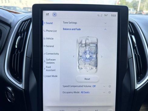 Used 2023 Ford Edge SEL image 12