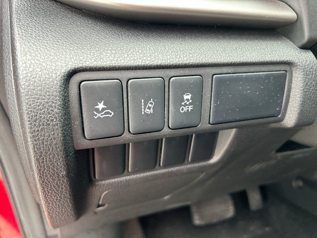 Used 2024 Mitsubishi Eclipse Cross LE AWD/4WD image 13