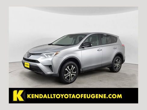 Used 2018 Toyota RAV4 LE w/ All Weather Liner Package FWD image 1