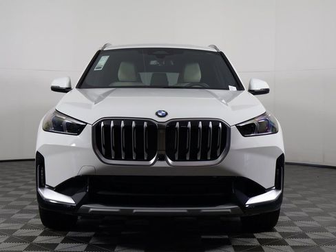 Used 2025 BMW X1 xDrive28i w/ Premium Package image 2