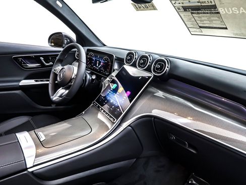 New 2026 Mercedes-Benz GLC 300 image 5