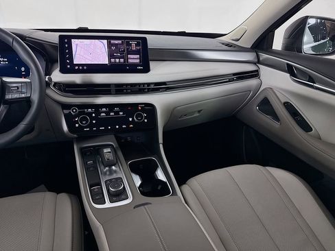 Certified 2026 INFINITI QX60 Luxe w/ Family Package image 30