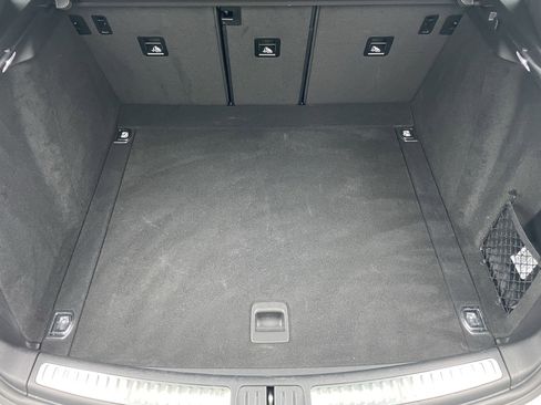 Used 2022 Porsche Macan image 34