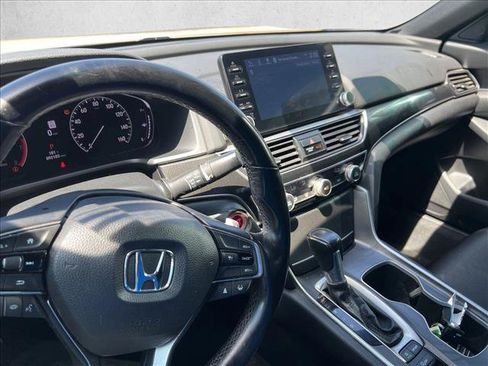 Used 2021 Honda Accord Sport image 12