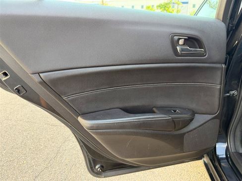 Used 2013 Acura ILX w/ Premium Package FWD image 40