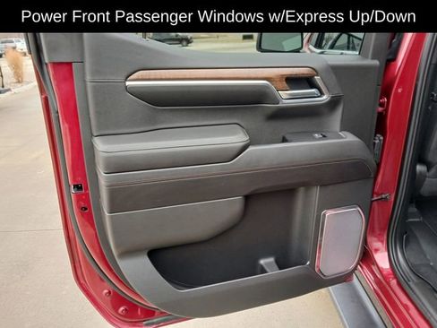 Certified 2022 Chevrolet Silverado 1500 High Country w/ Technology Package image 14