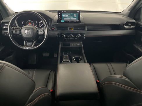 Used 2024 Honda Pilot TrailSport image 33