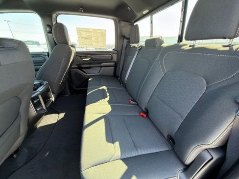 New 2026 RAM 1500 Express AWD/4WD image 26