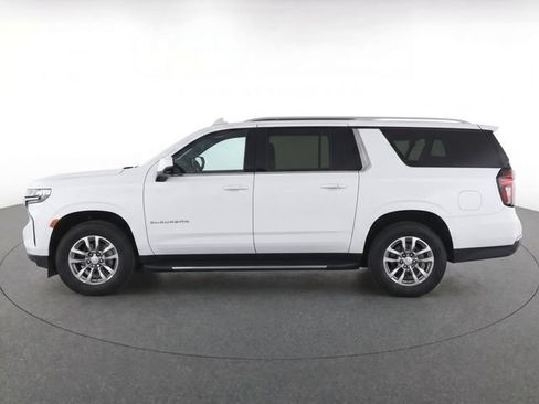 Used 2024 Chevrolet Suburban LT AWD/4WD image 4