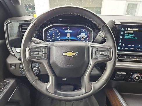Used 2025 Chevrolet Silverado 3500 High Country w/ High Country Premium Package AWD/4WD image 14
