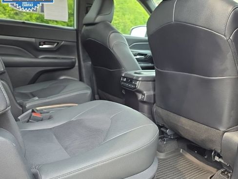 Used 2024 Toyota Grand Highlander AWD Hybrid image 12