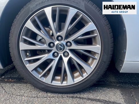 Used 2020 Lexus ES 350 w/ Premium Package FWD image 5
