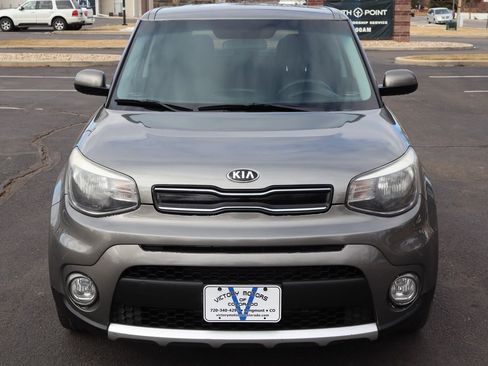 Used 2018 Kia Soul + image 12