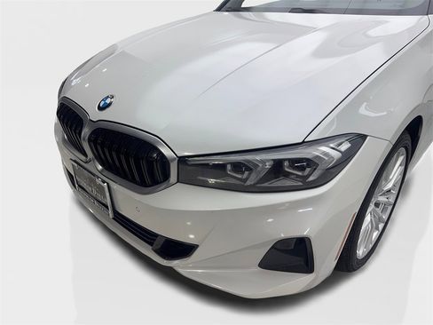 Used 2023 BMW 330i Sedan w/ Driving Assistance Package image 16