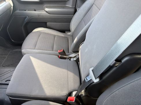 Used 2024 Chevrolet Silverado 1500 LT RWD image 34