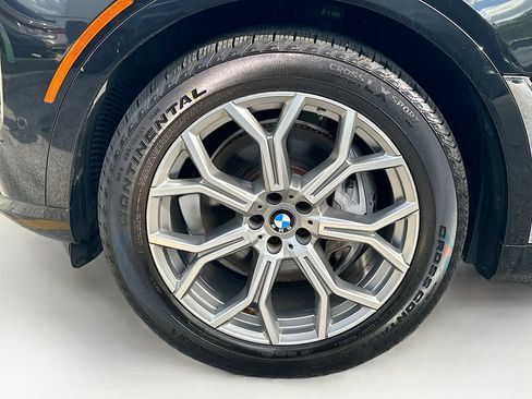 Used 2023 BMW X7 xDrive40i image 37