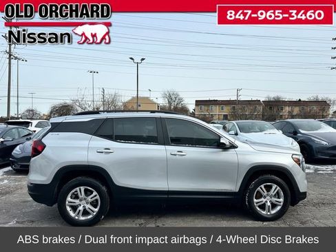 Used 2022 GMC Terrain SLE w/ Driver Convenience Package image 6