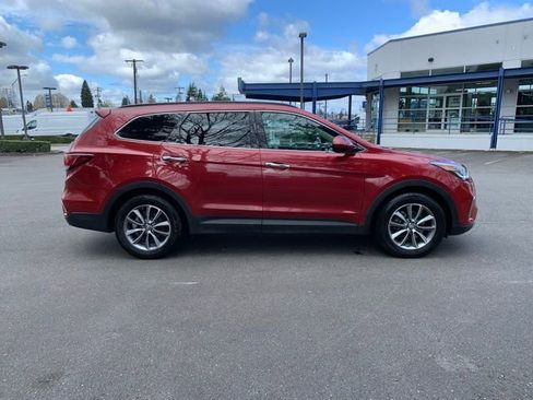 Used 2018 Hyundai Santa Fe SE image 7