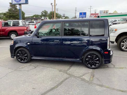Used 2004 Scion xB FWD image 15