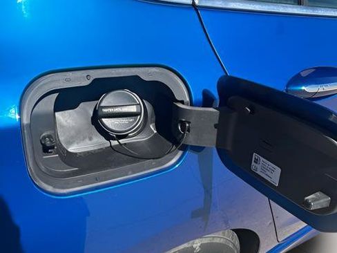 Used 2016 Chevrolet Cruze Premier w/ RS Package FWD image 9