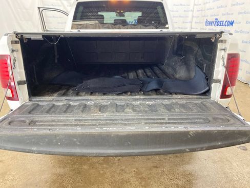 Used 2022 RAM 1500 Warlock AWD/4WD image 14