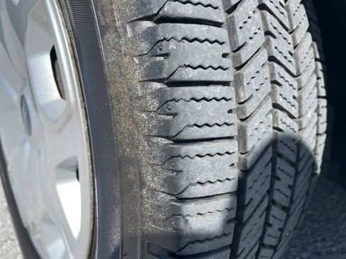 Used 2015 Ford Transit Connect XL image 18