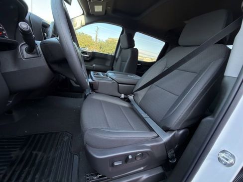 New 2026 Chevrolet Silverado 1500 Custom image 18