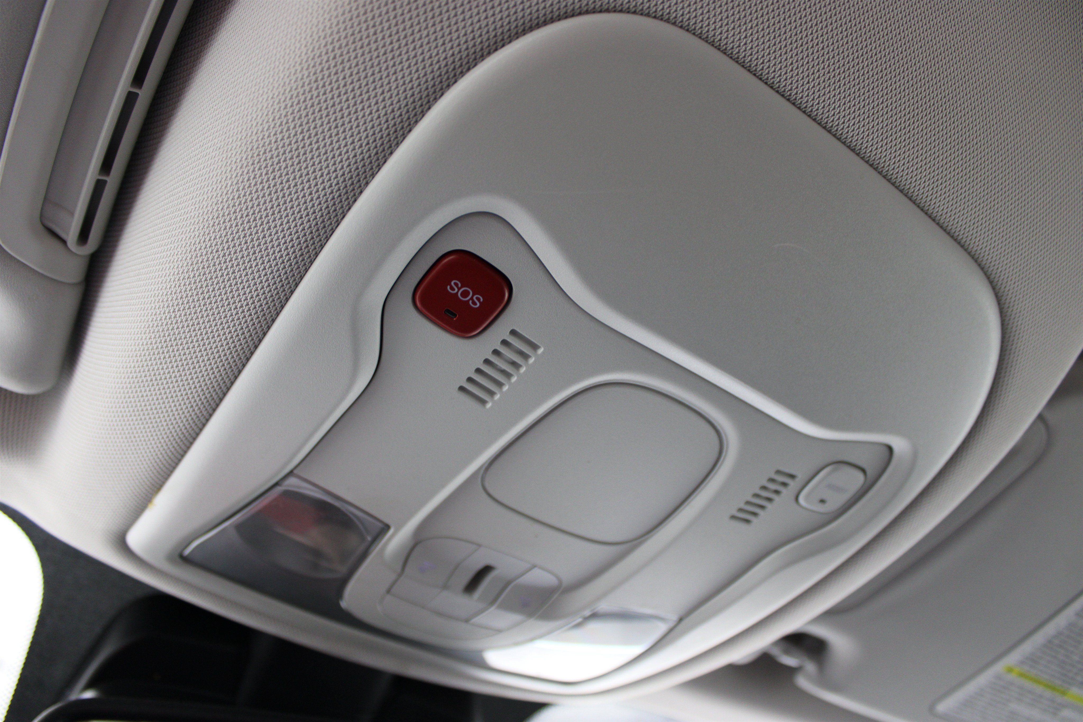 Used 2021 Jeep Renegade Latitude w/ Convenience Group FWD image 26
