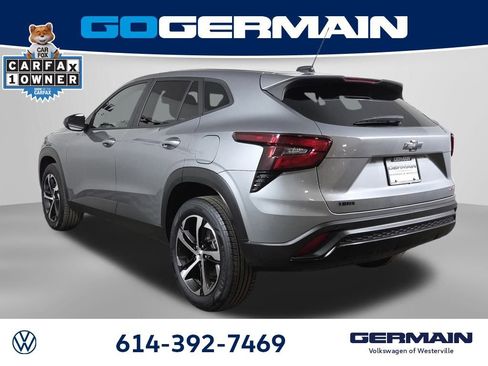 Used 2025 Chevrolet Trax RS w/ Driver Confidence Package image 11