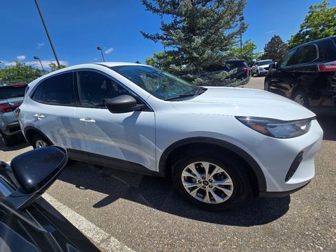 Used 2023 Ford Escape Active AWD/4WD image 10